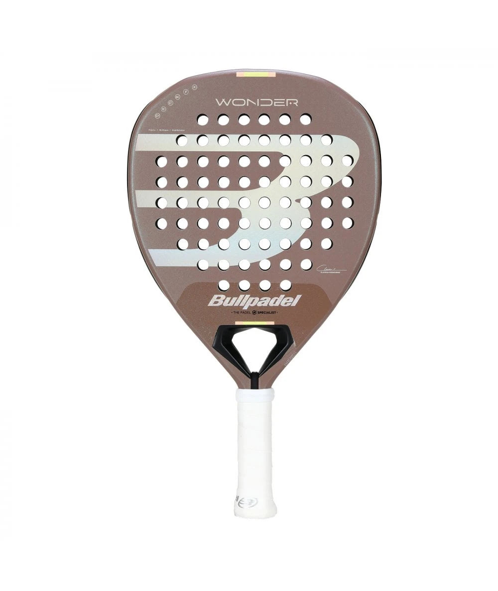BULLPADEL WONDER 2026 BY. CLAUDIA FERNANDEZ