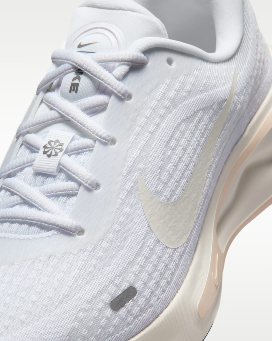 RUNNING SHOES NIKE JOURNEY RUN WOMAN SHOES