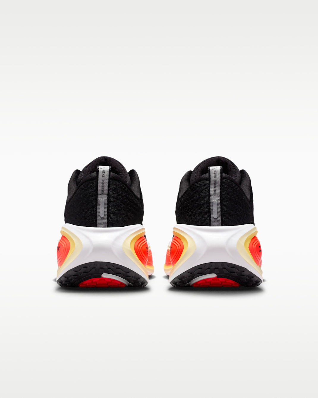 Sepatu Running Pria Nike Vomero 18 Black Orange Original Premium