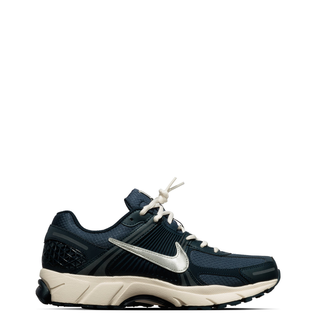 Sepatu Running Pria Nike Zoom Vomero 5 SE Blue Void Original