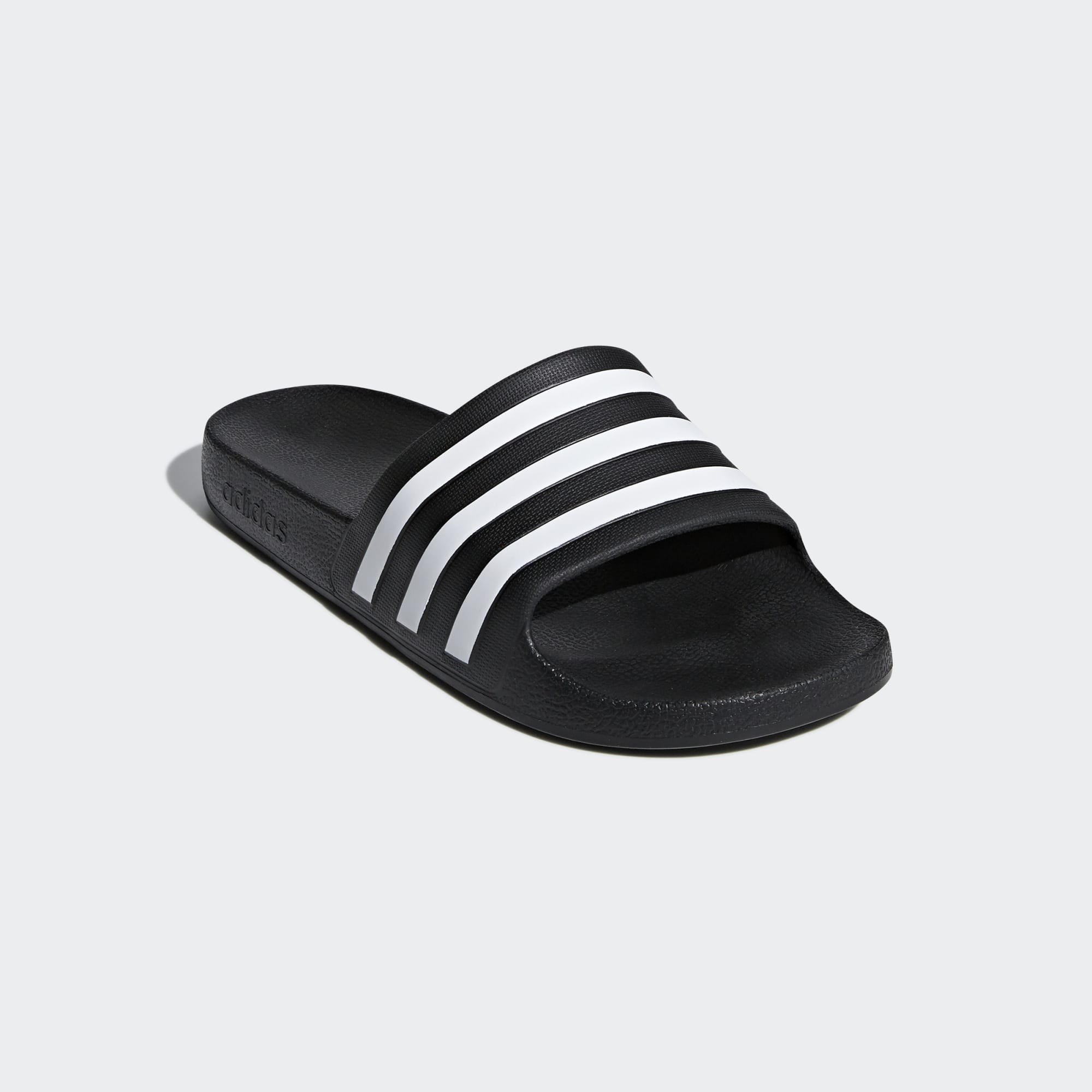 SANDAL UNISEX ADIDAS ADILETTE AQUA HITAM PUTIH